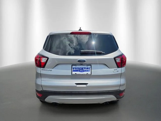 Certified Used 2019 Ingot Silver Ford SE image 4