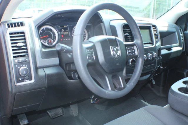 Used 2019 Ignition Orange Clearcoat Ram Express image 7