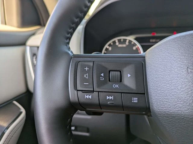 Used 2025 Red Nissan SV image 27