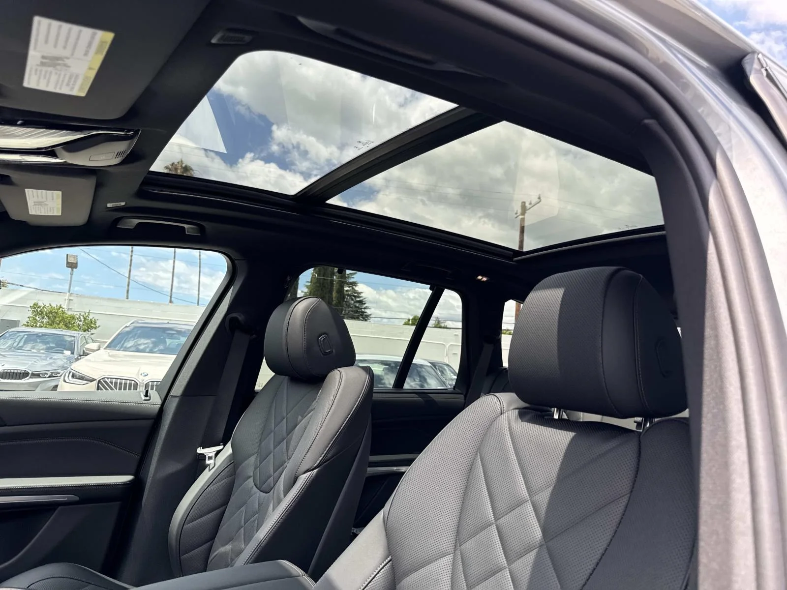 New 2026 Skyscraper Grey Metallic BMW sDrive40i image 18
