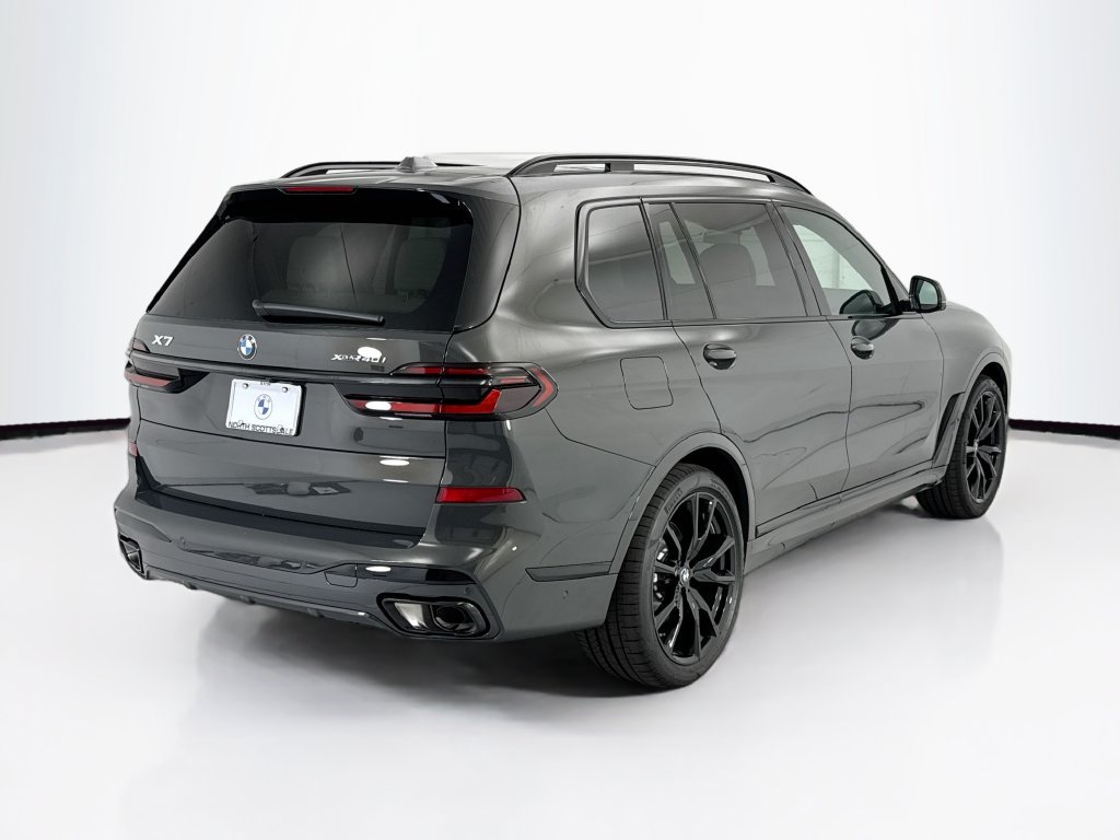 New 2027 Gray Metallic BMW xDrive40i image 5