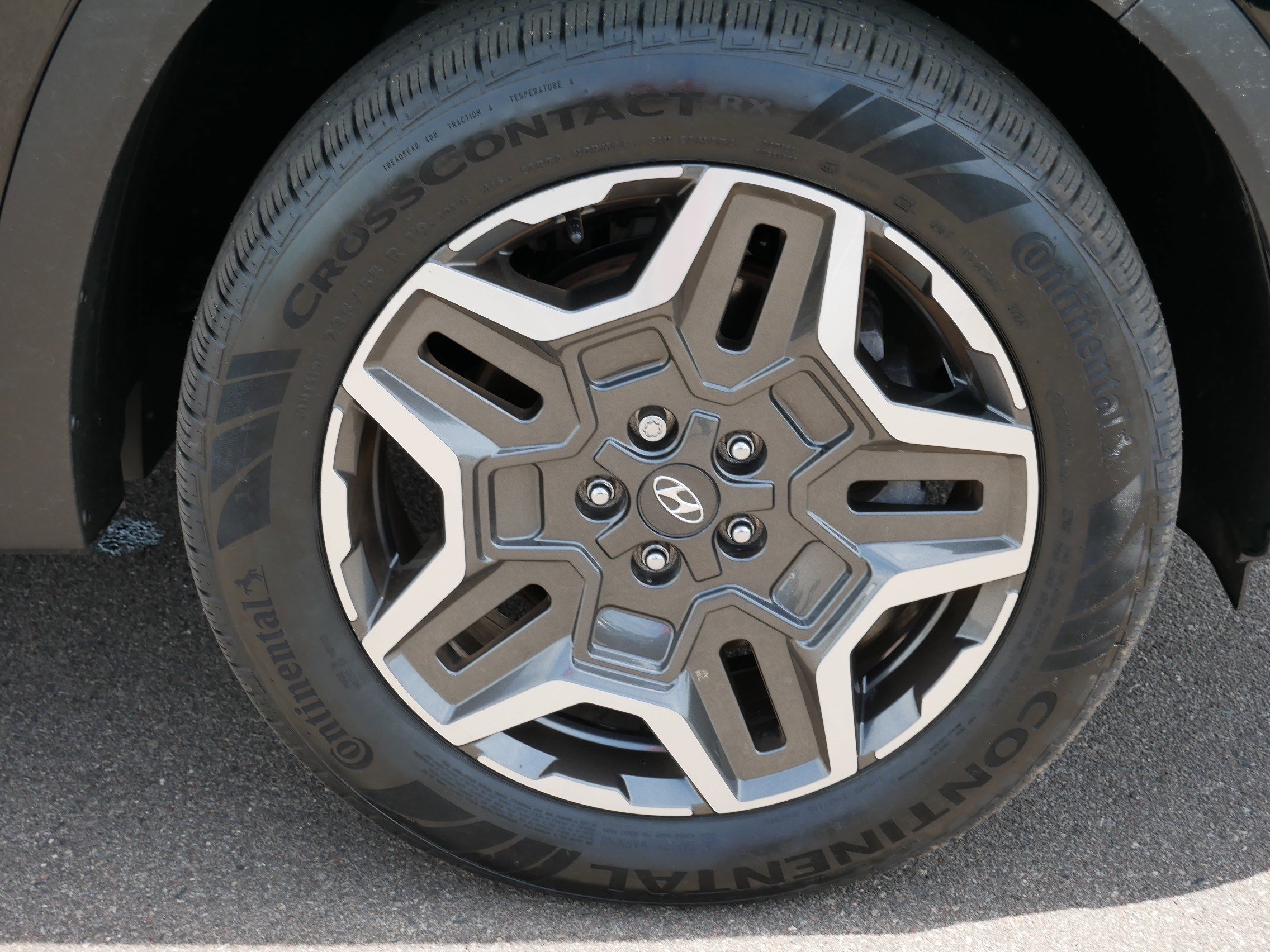 2023 Hyundai Santa Fe Limited - Photo 15