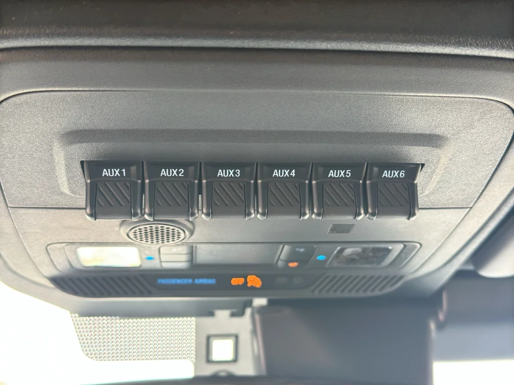 New 2026 Avalanche Gray Ford Badlands® image 24