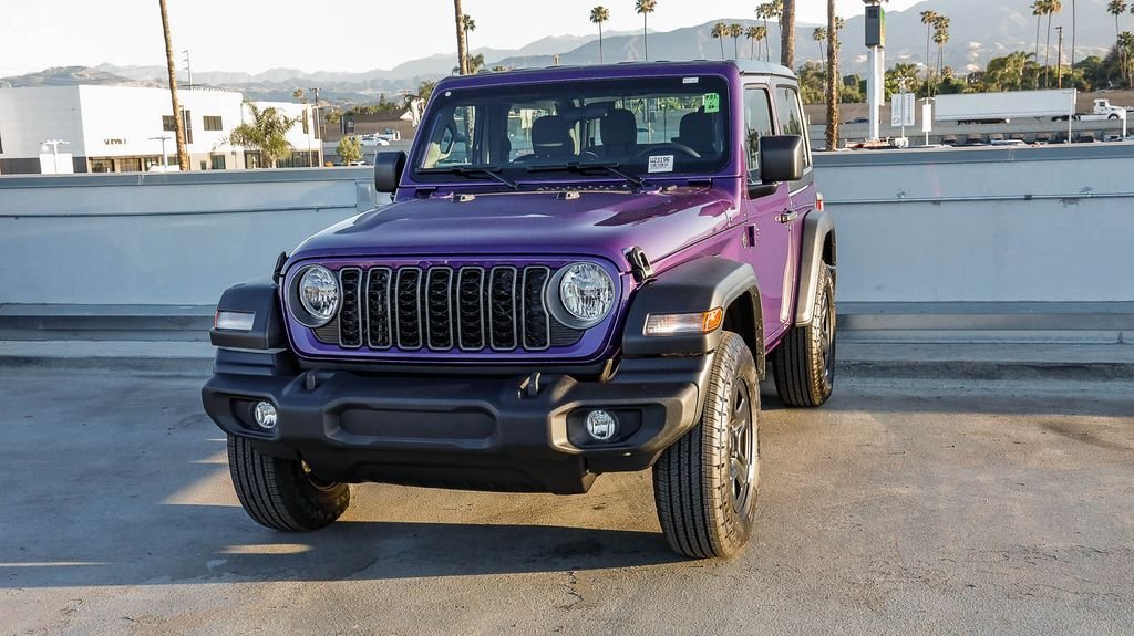 New 2026 Reign Jeep Sport image 4