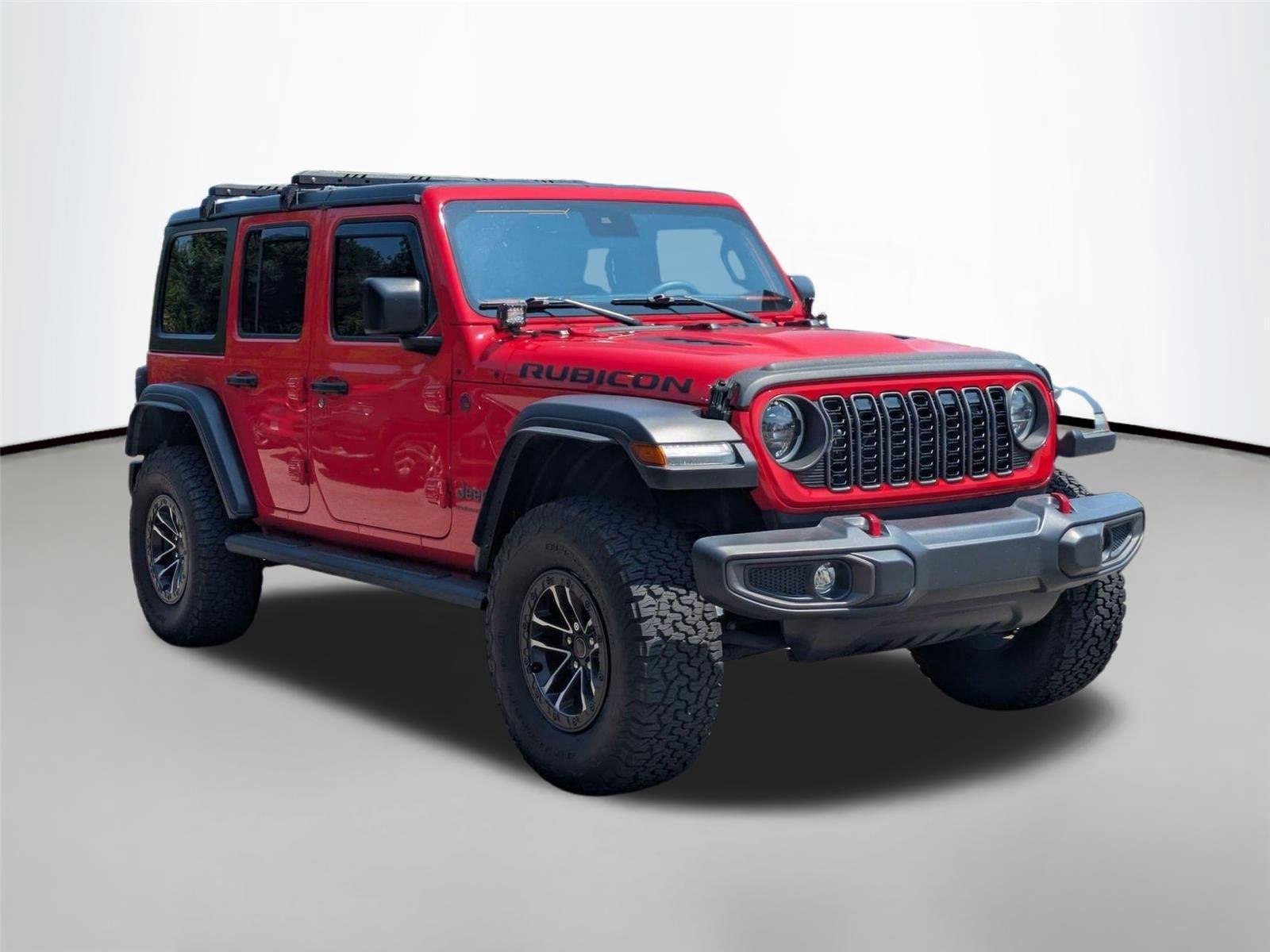 Used 2024 Firecracker Red Clearcoat Jeep Rubicon image 3