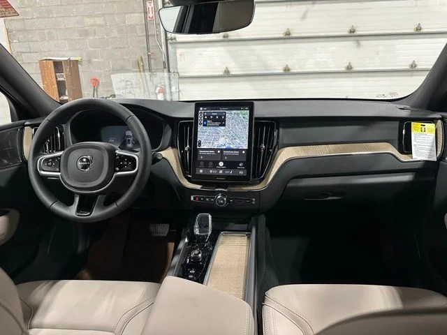 New 2026 Crystal White Volvo Plus image 17