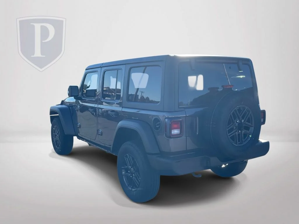 New 2026 Granite Crystal Metallic Clear-Coat Exterior Paint Jeep Sport S image 6