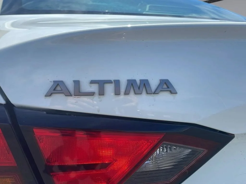 2025 Nissan Altima SV - Photo 29