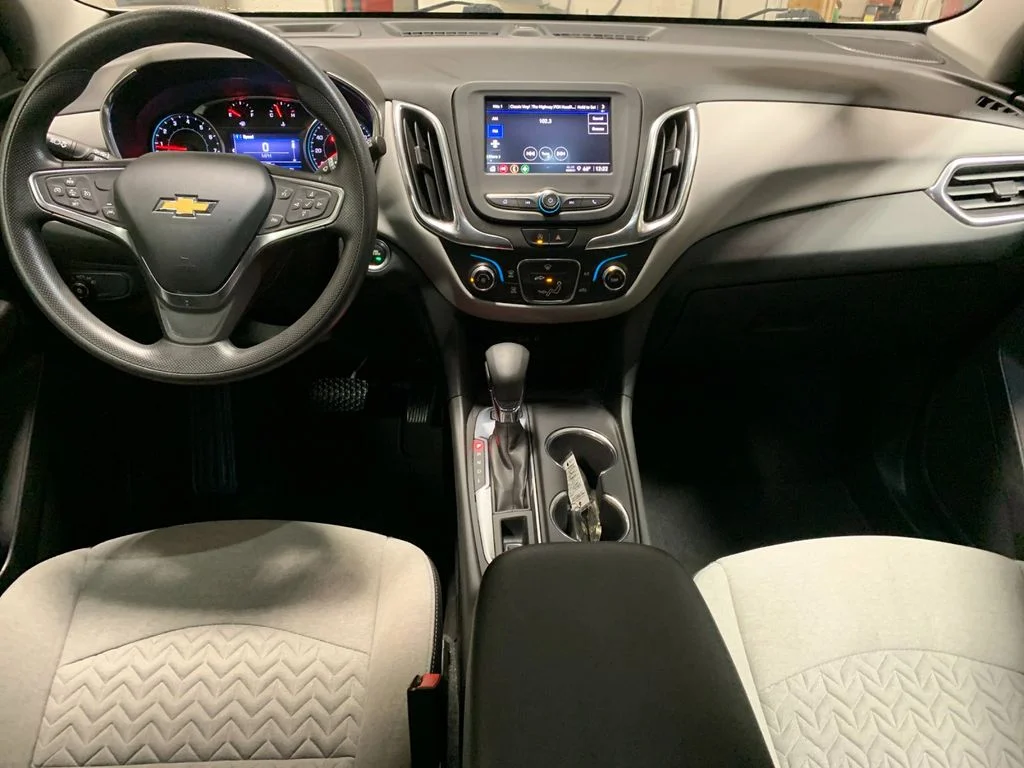 Used 2022 Silver Chevrolet LS image 16