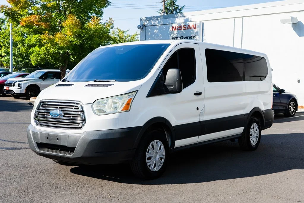 Used 2015 White Ford XLT image 3