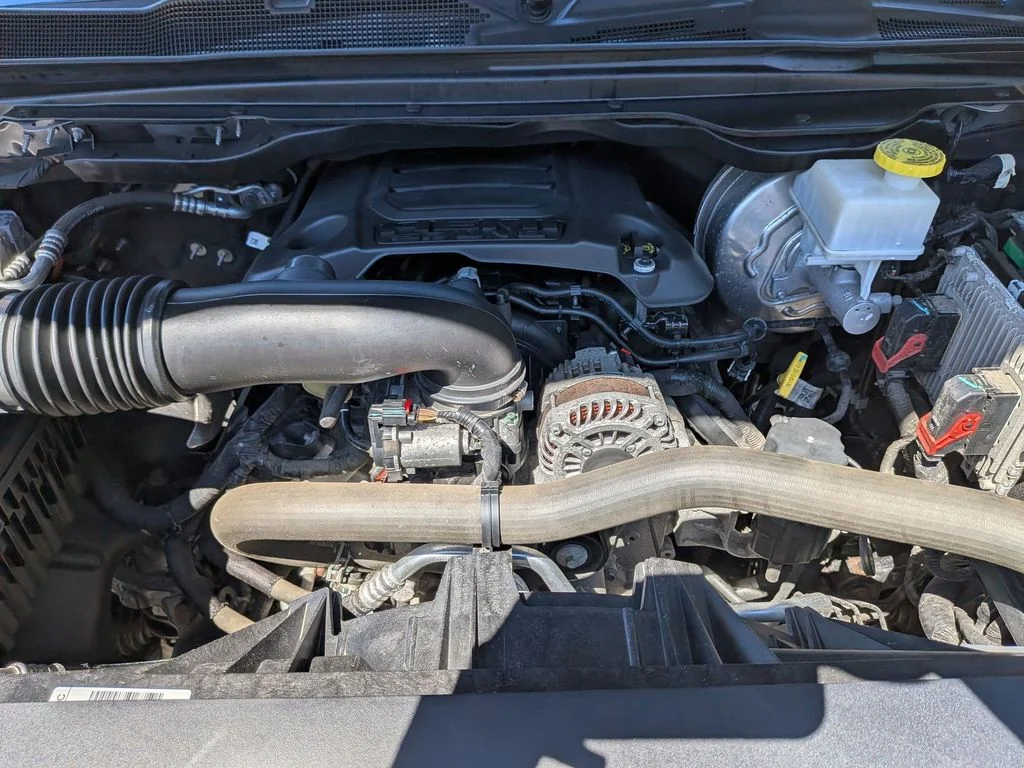 Used 2019 Silver Ram Big Horn/Lone Star image 28