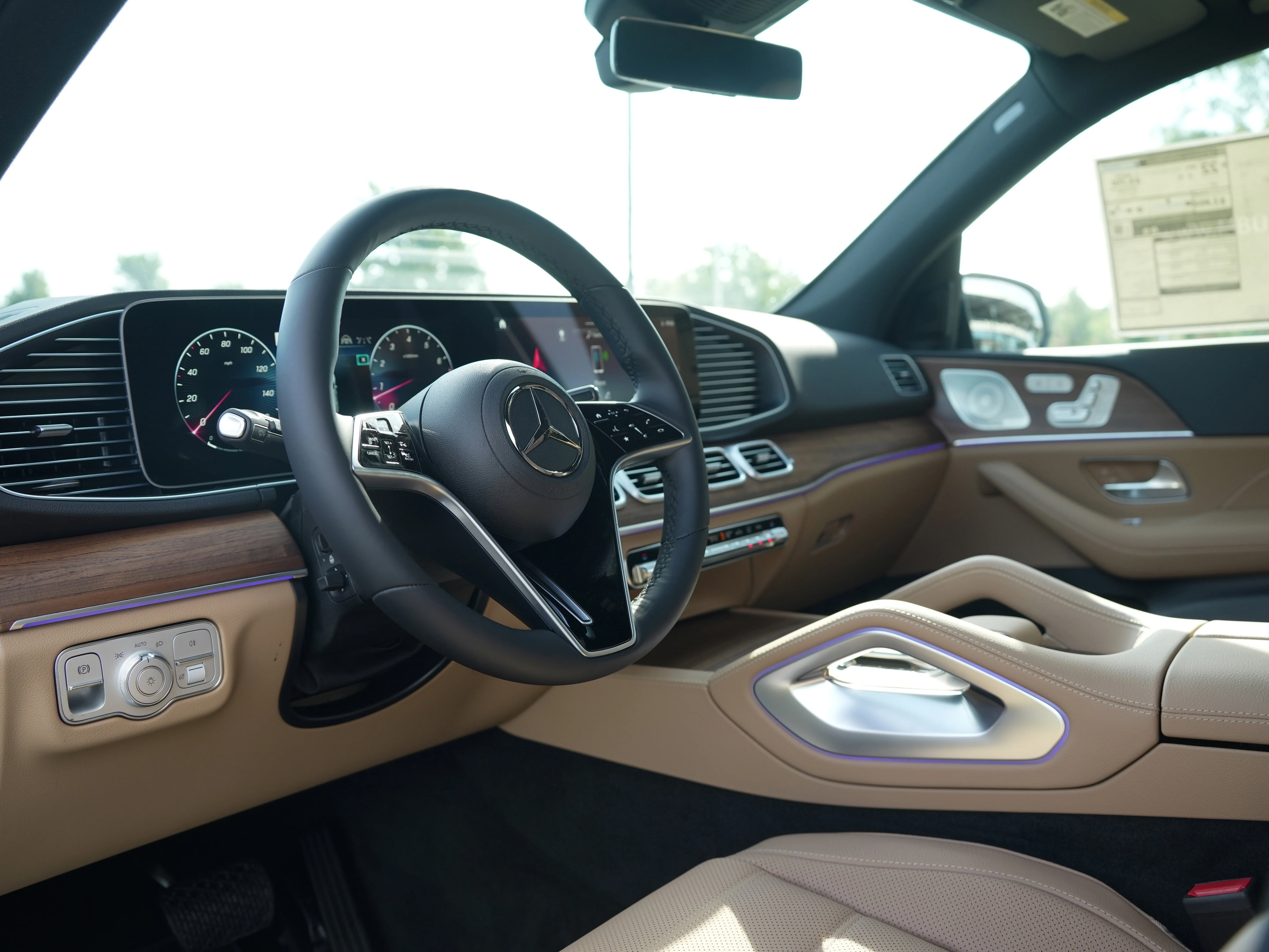Used 2026 Moonlight White Mercedes-Benz GLE 350 image 37