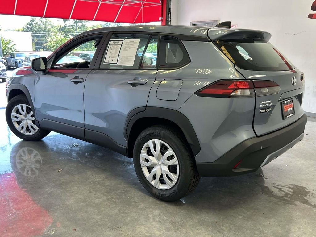 Used 2026  Toyota L image 6