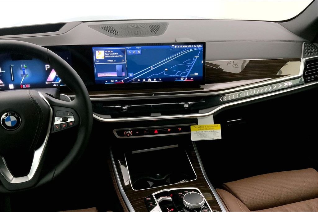 New 2026 Tanzanite Blue II Metallic BMW  image 5