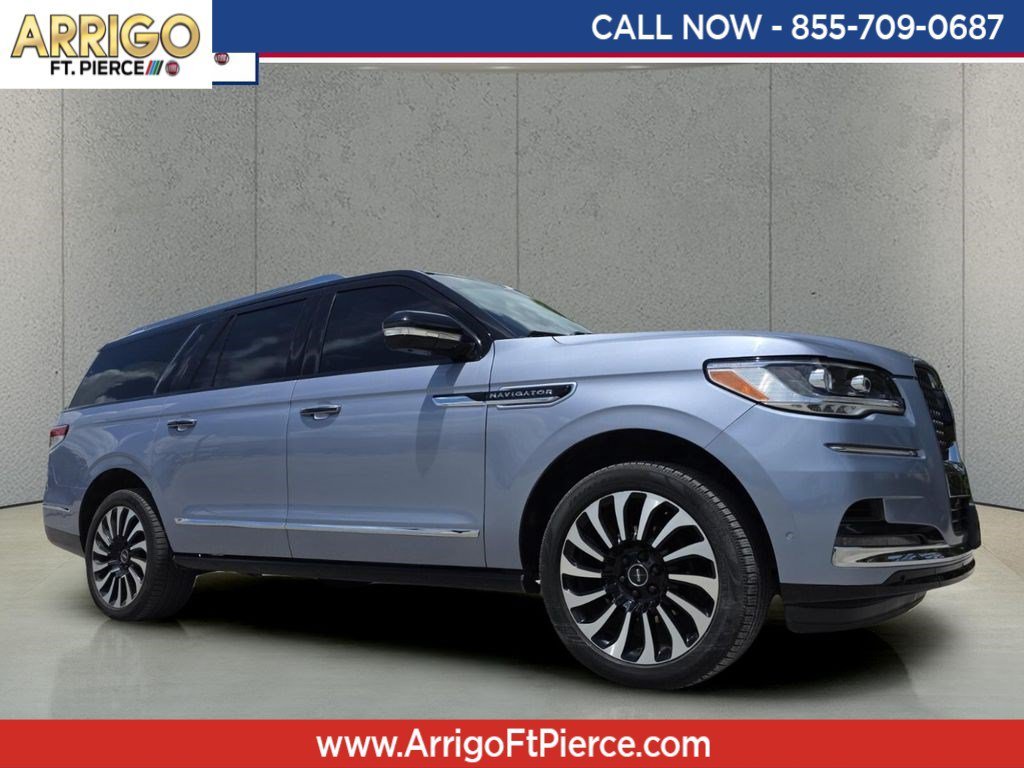 Used 2022 Crystal Blue Metallic Lincoln Black Label image 1
