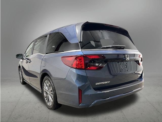 New 2026 Smoke Blue Pearl Honda Touring image 3