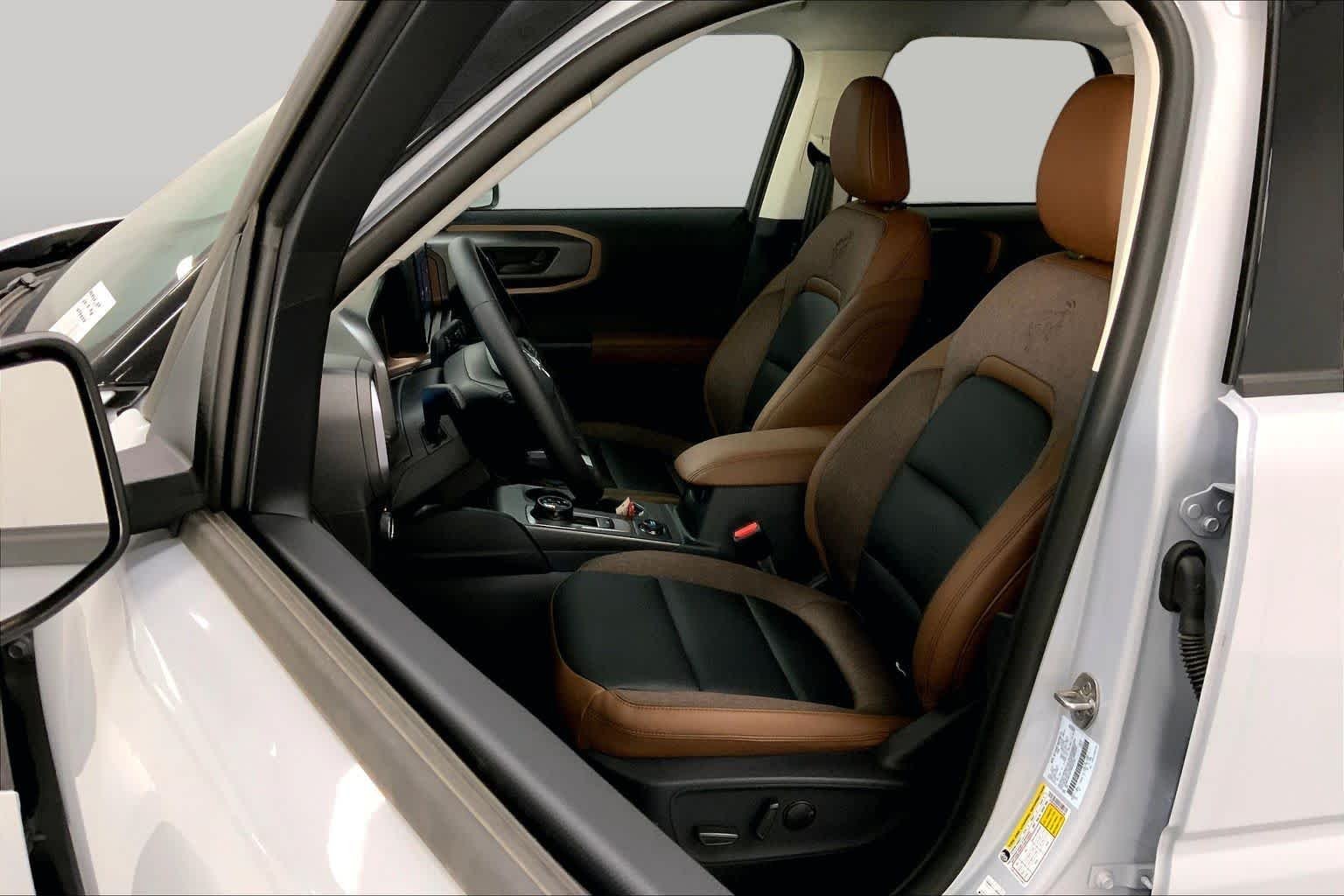 New 2026 Space White Metallic Ford Outer Banks® image 8