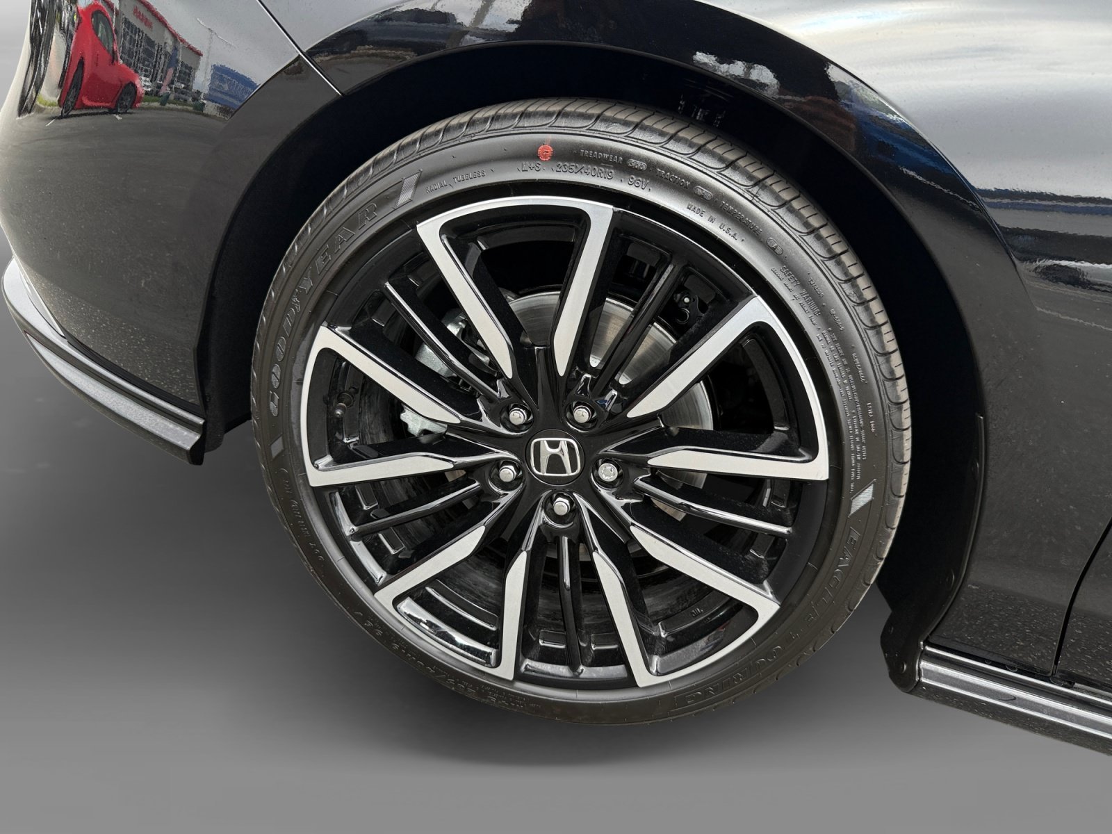 New 2026 Crystal Black Pearl Honda Touring image 9
