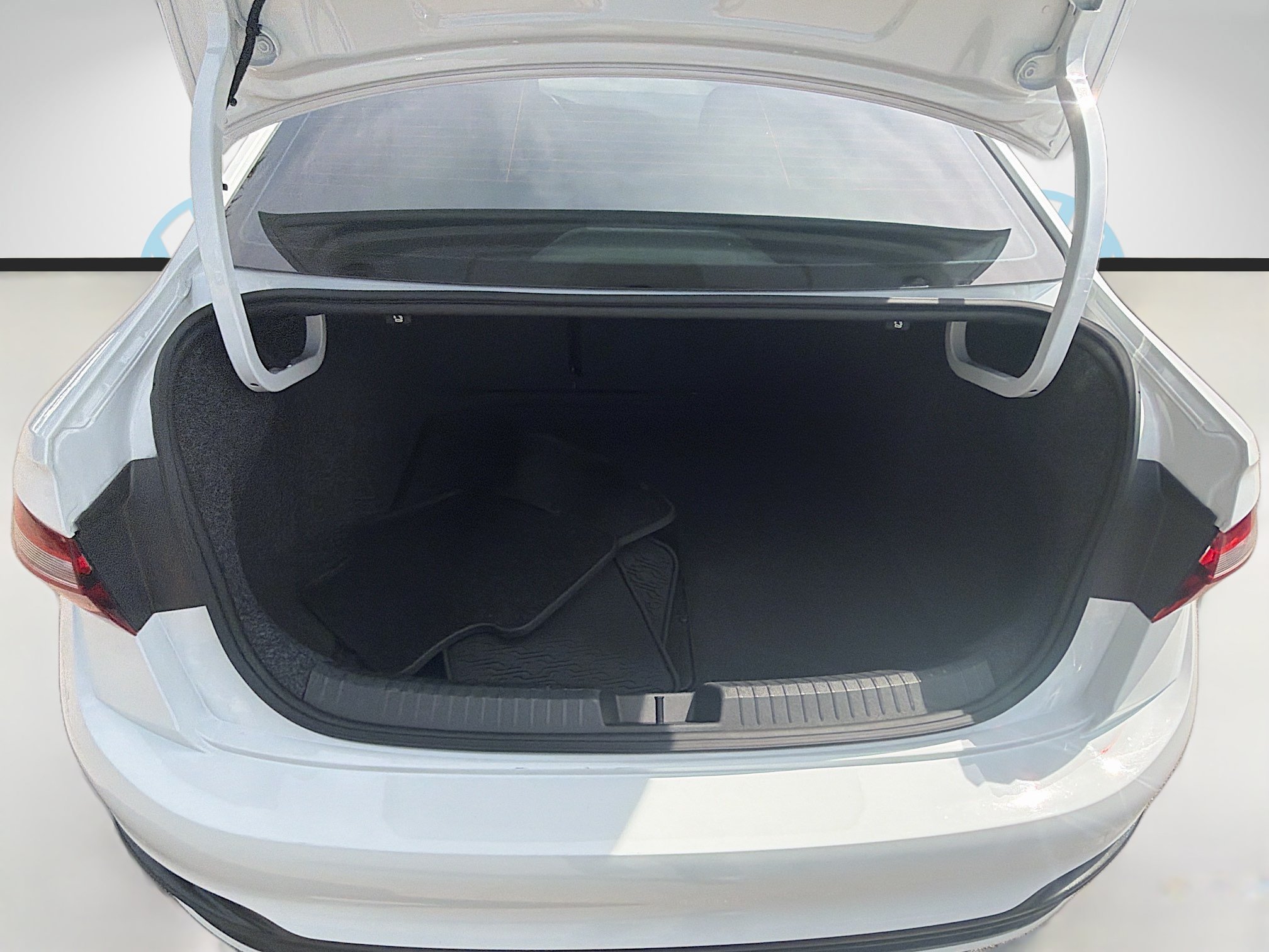 Certified Used 2022 White Volkswagen Sport image 25