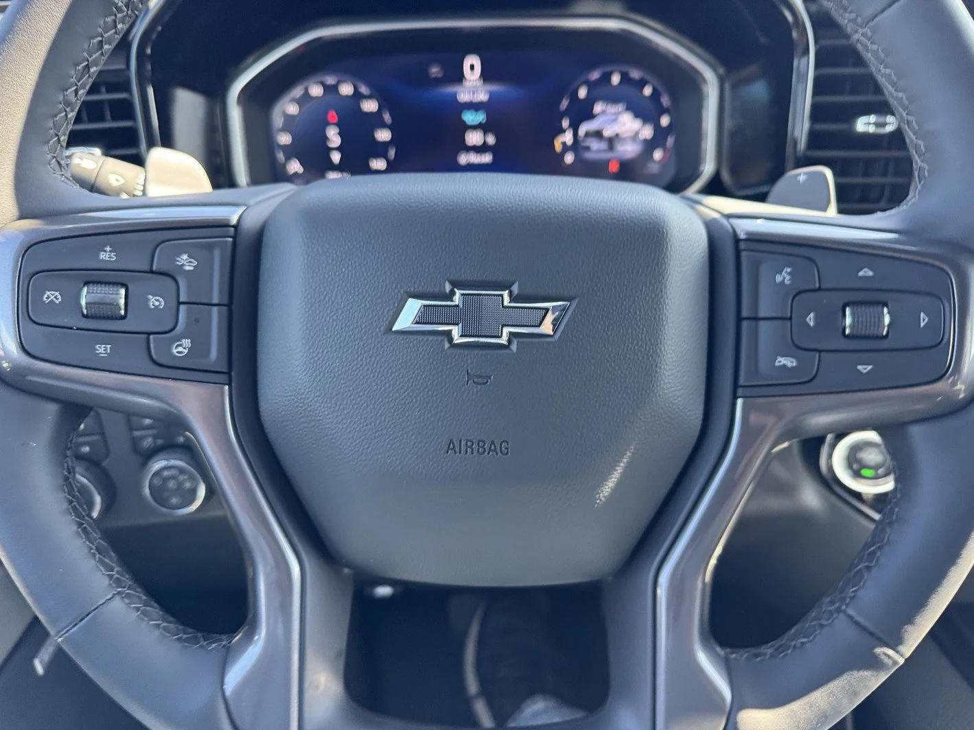 2026 Chevrolet Silverado 1500 ZR2 - Photo 25