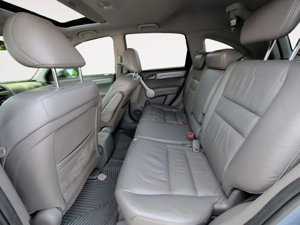 Used 2007 Silver Honda EX-L image 13