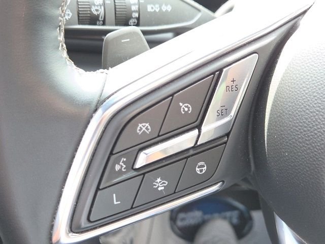 Used 2025 Red Buick Avenir image 32