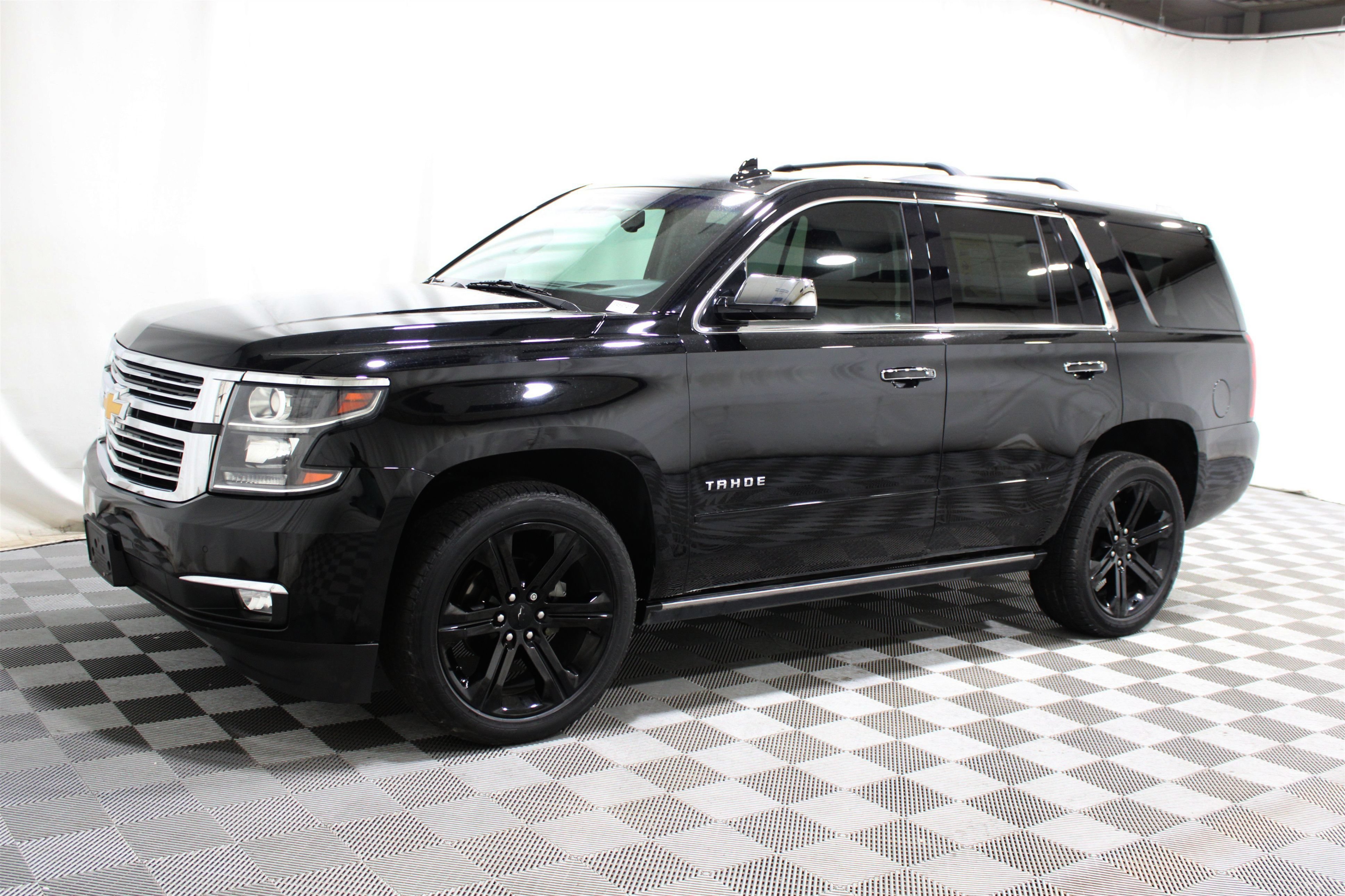 Used 2018 Black Chevrolet Premier image 40