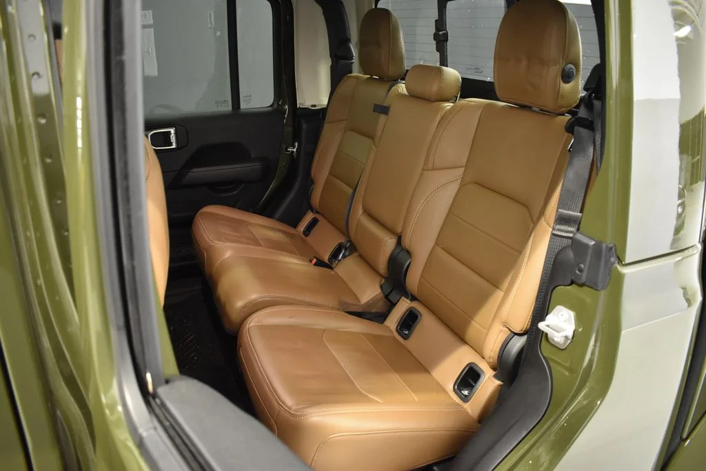 Used 2021 Green Jeep Overland image 34