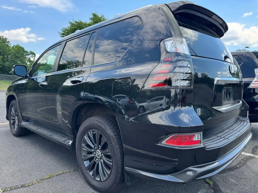 Certified Used 2023 Black Lexus 460 image 3