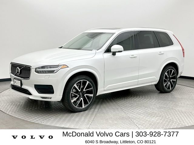 Used 2021 White Volvo T6 Momentum image 1