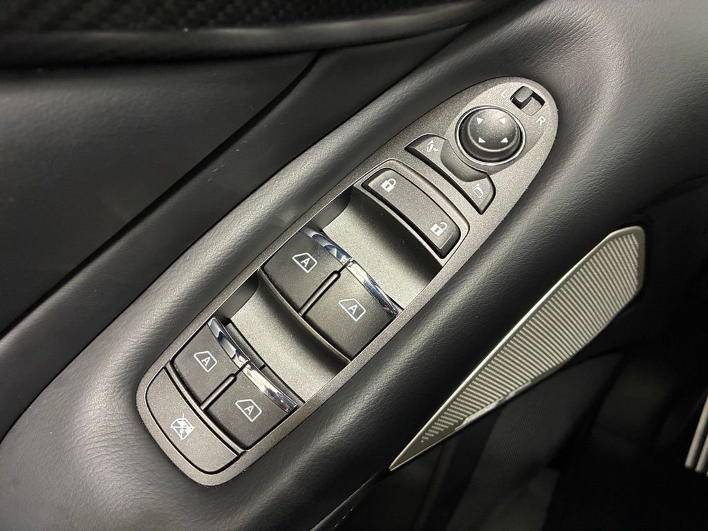 Used 2024 Black Opal Metallic INFINITI Red Sport 400 image 16
