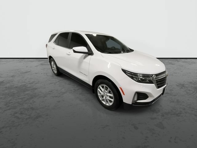 Used 2022 Summit White Chevrolet LT image 3