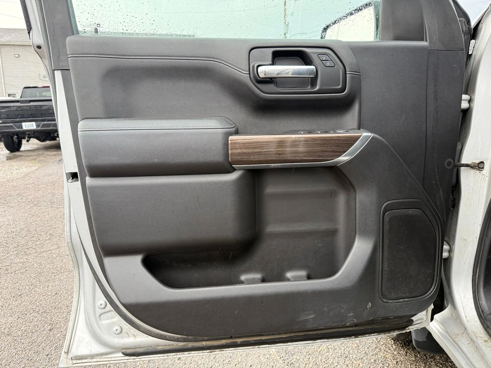 Used 2021 Silver Chevrolet LT image 10