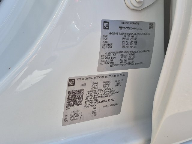 Used 2024 Summit White Chevrolet LT (2FL) image 36