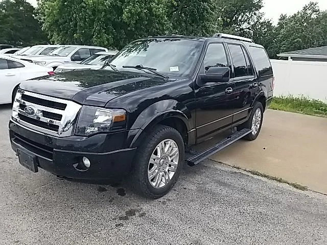 Used 2013 Black Ford Limited image 17
