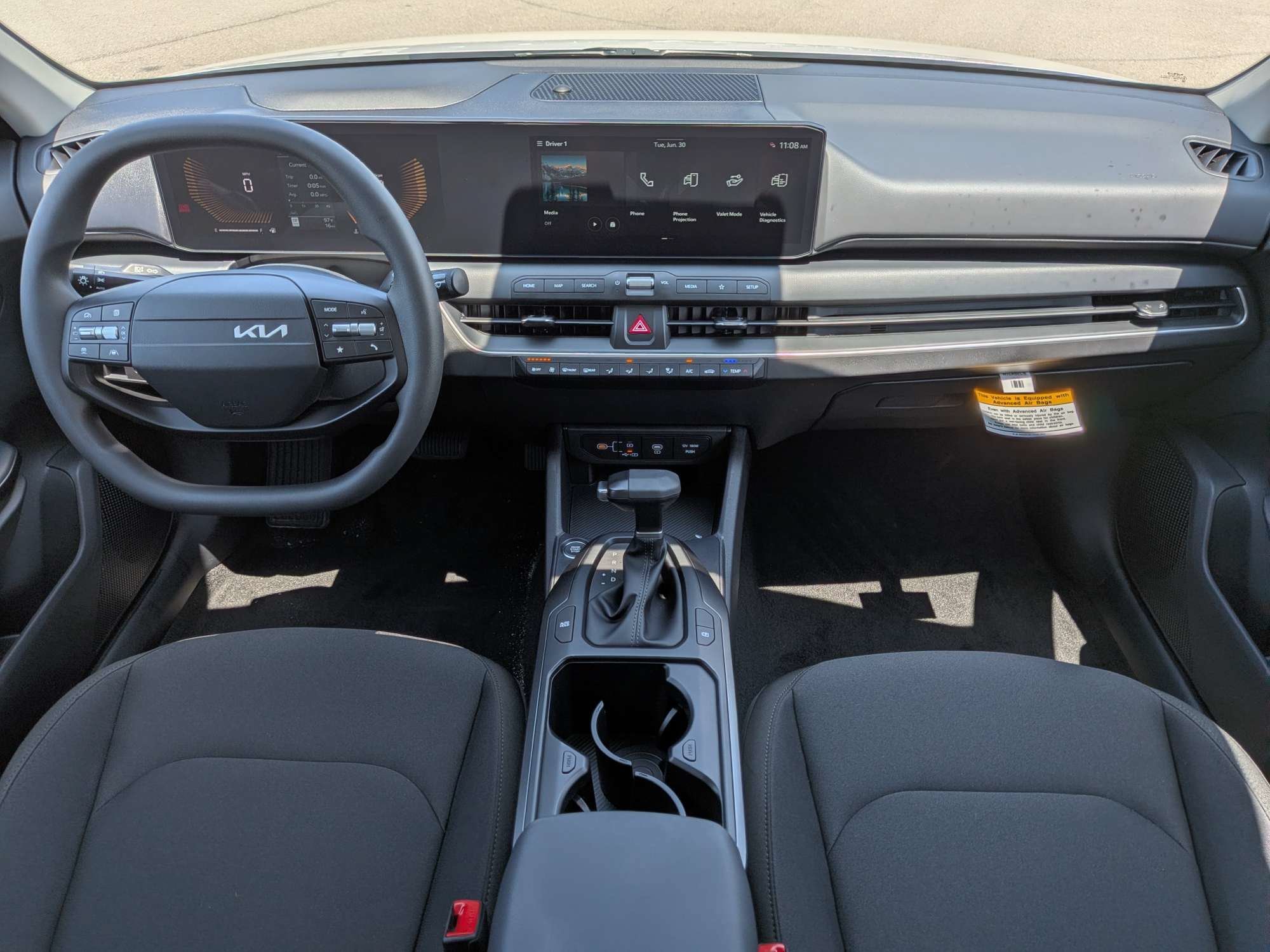 New 2026 Snow White Pearl Kia LX image 16