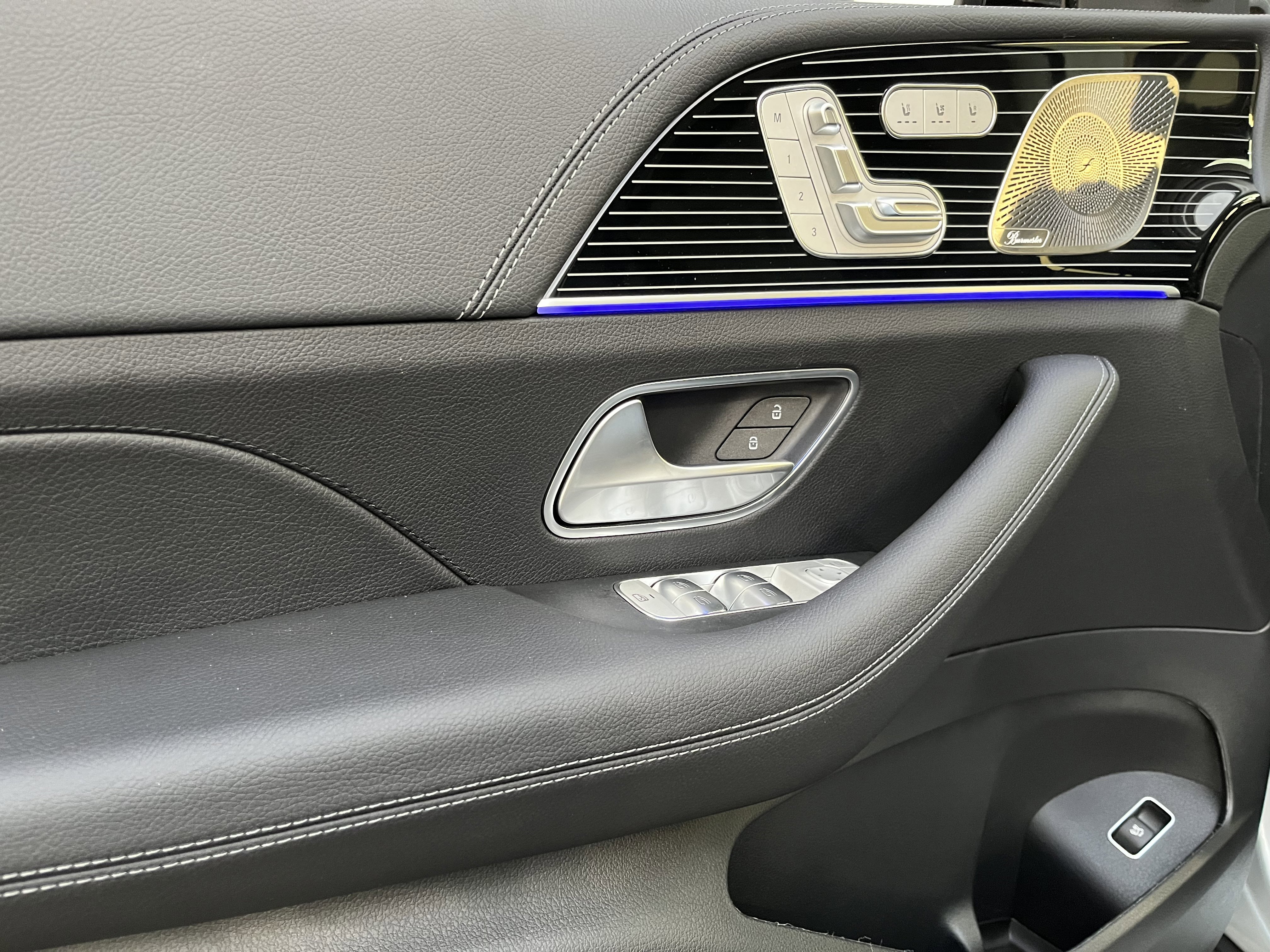 New 2026 CIRRUS SILVER Mercedes-Benz GLS 450 image 12
