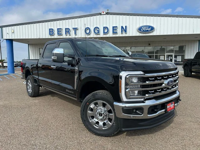 2026 Ford Super Duty F-250® Lariat®