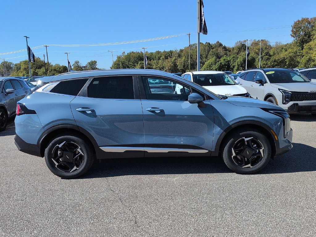 New 2027 Heritage Blue Kia EX image 2