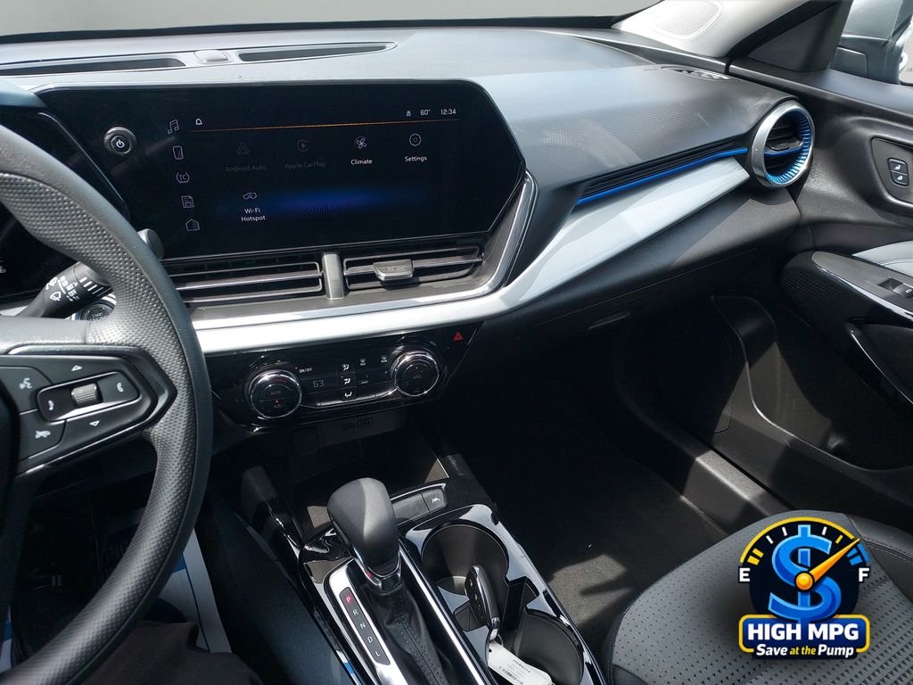 Used 2025 Gray Chevrolet LT image 15