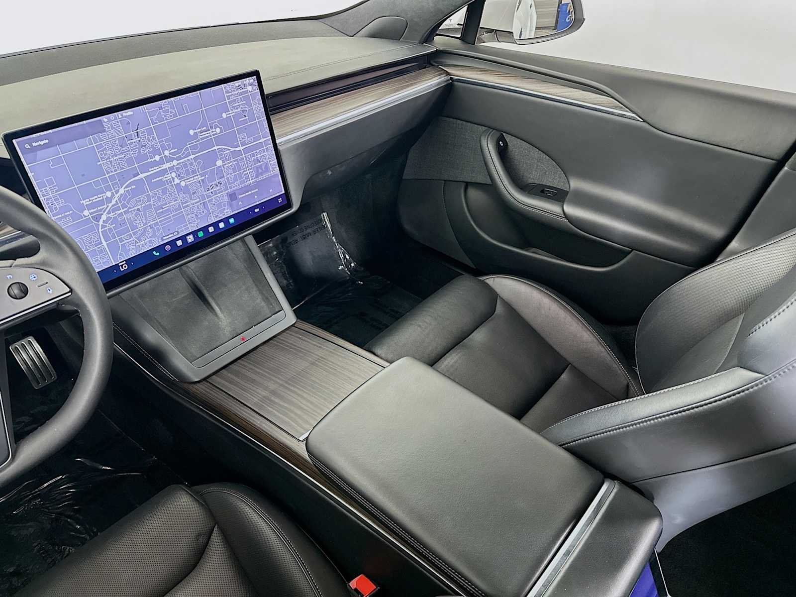 Used 2021 Pearl White Multi-Coat Tesla Plaid image 23