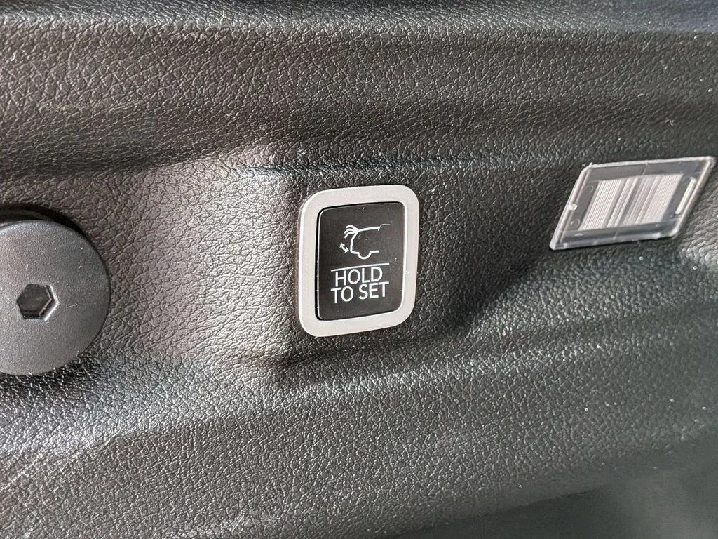 Used 2025 Black Jeep Limited image 8