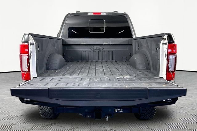 Used 2021 White Ford Lariat image 7