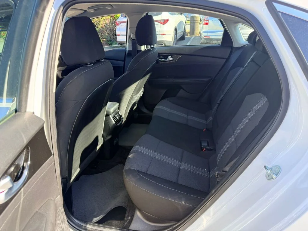Used 2023 Snow White Pearl Kia Sedan EX IVT Dilawri Certified   One Owner   Local image 13