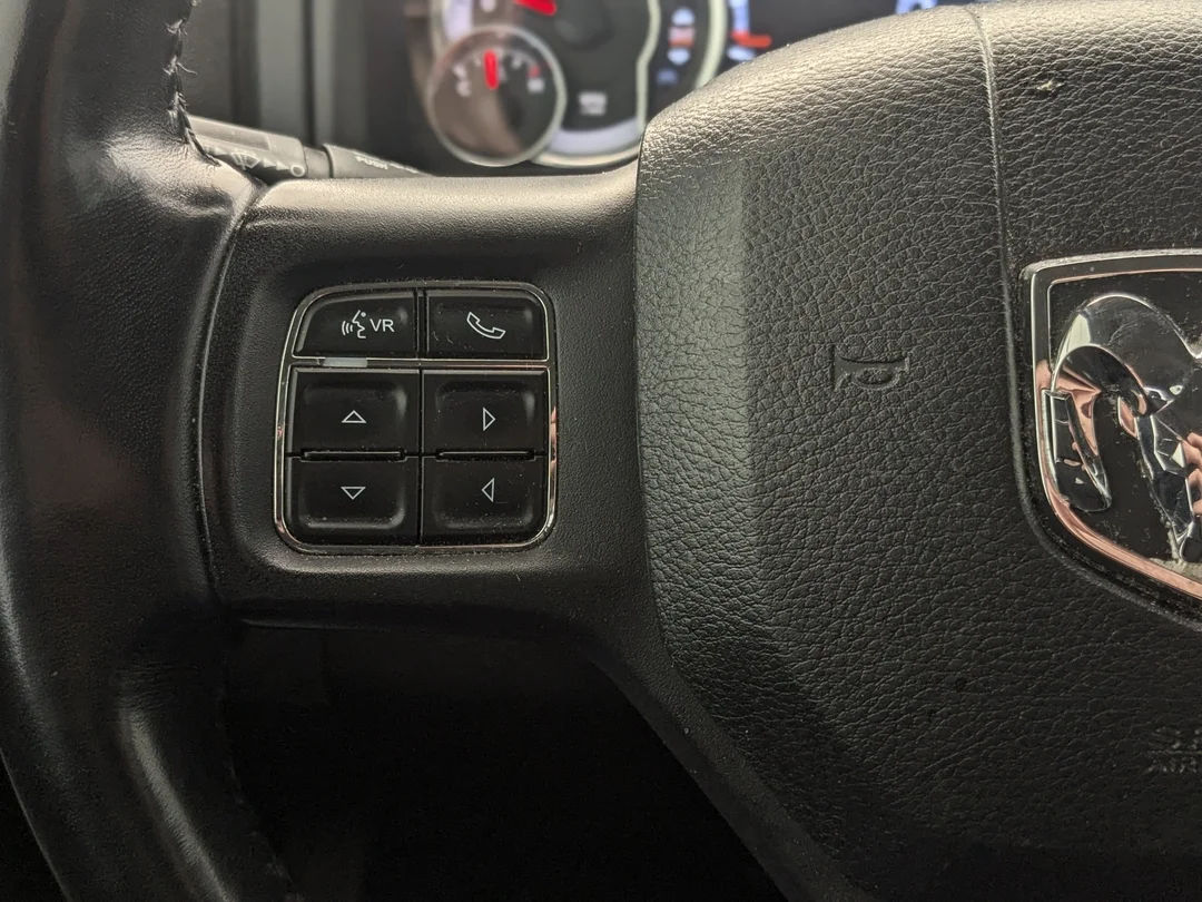 Certified Used 2022 Black RAM Express - - 4X4 - Sub Zero Pkg - Electronics Grp - Park Sensors - Remote Start & More! image 17