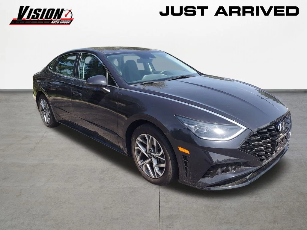 Certified Used 2023 Blue Hyundai SEL image 7
