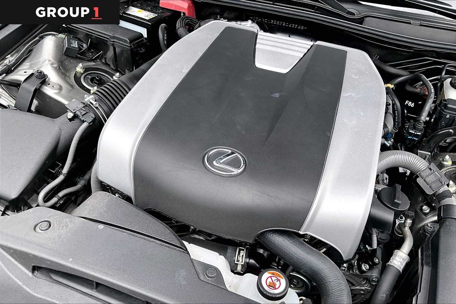 Used 2023 Atomic Silver Lexus F SPORT image 31