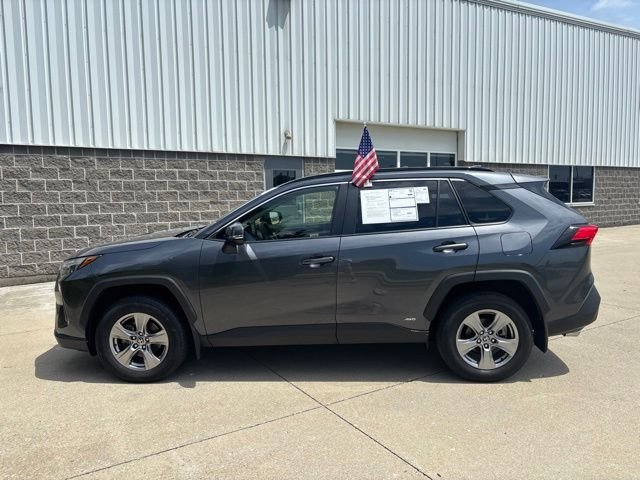 Certified Used 2022 Magnetic Gray Metallic Toyota XLE image 11