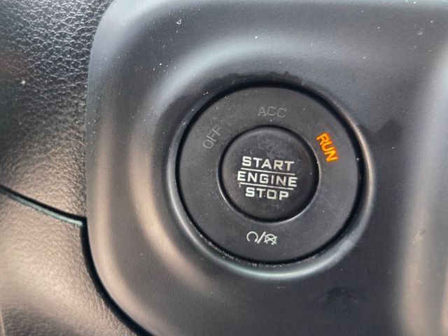Used 2019 Black Jeep Unlimited Sahara image 20