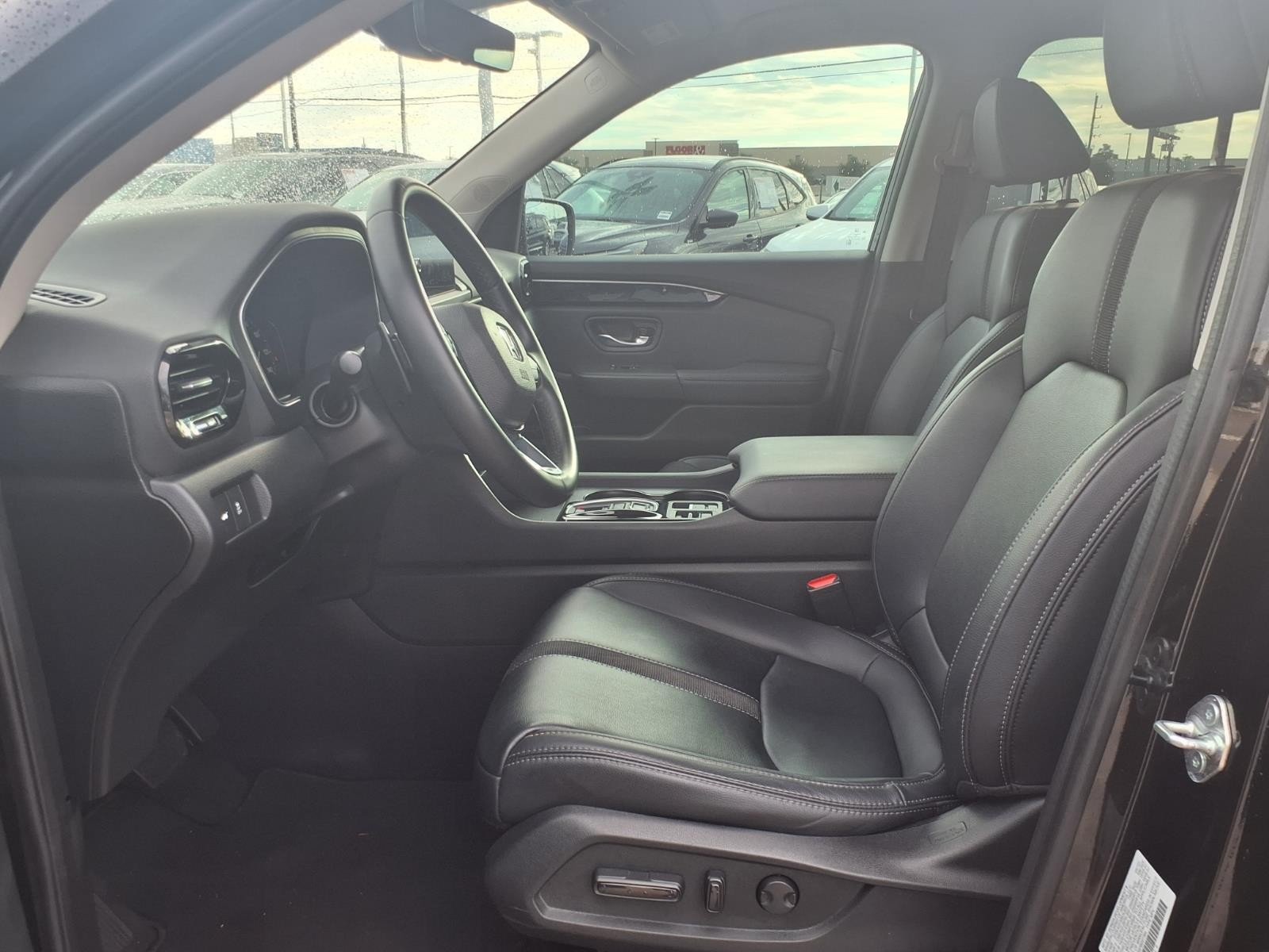 2026 Nissan Rogue photo 18 of 28